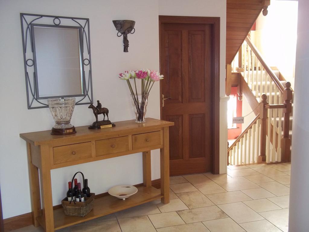 Grove Lodge B&B Монахан Экстерьер фото